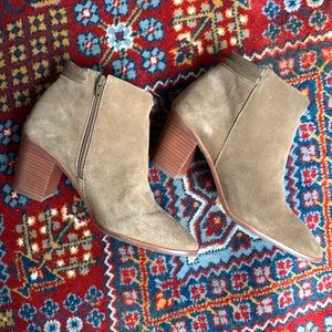 BERNARDO block heeled suede leather bootie
